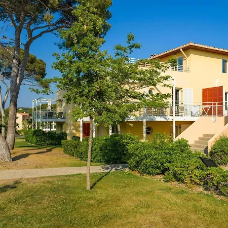 With Sleeping In The Provence Apartment